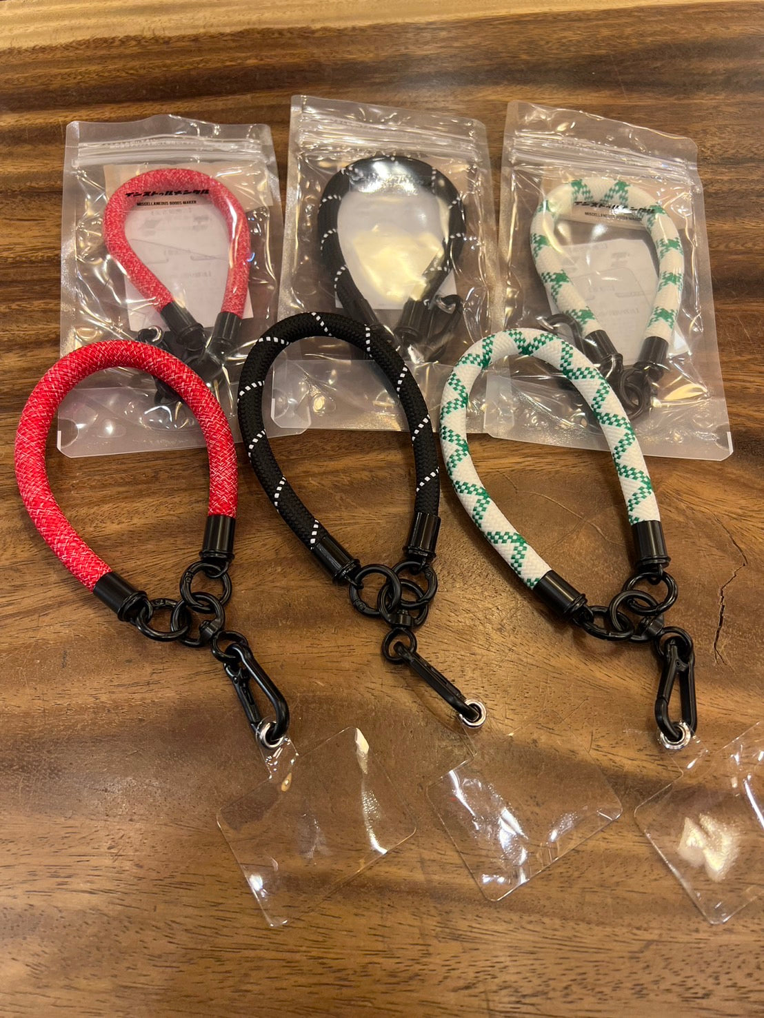 ハンドストラップ