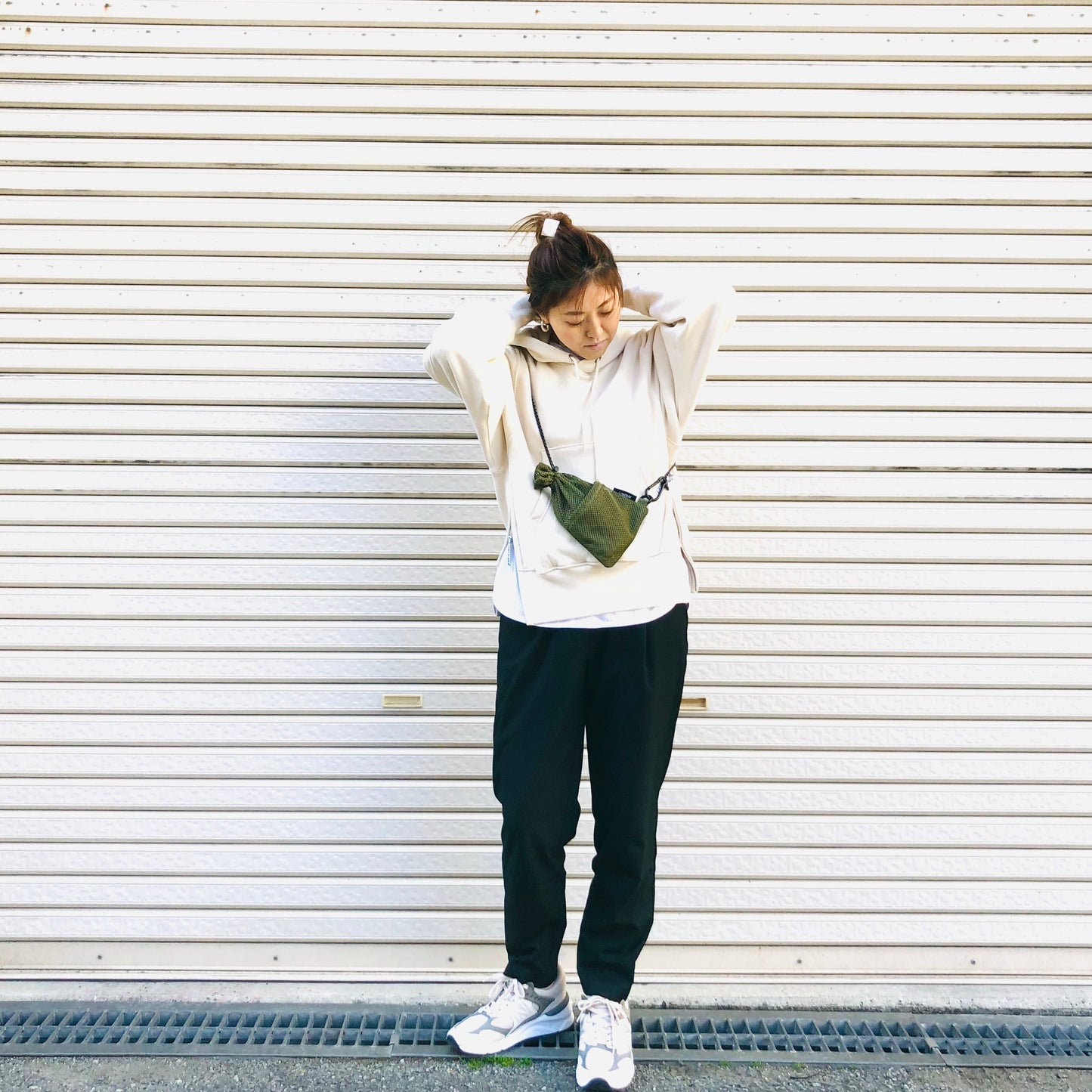 DRAWSTRING SACOCHE