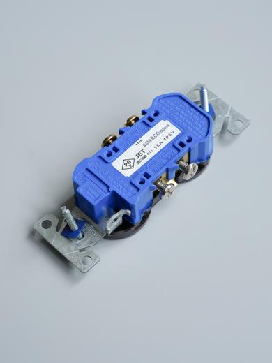 アースなし コンセント