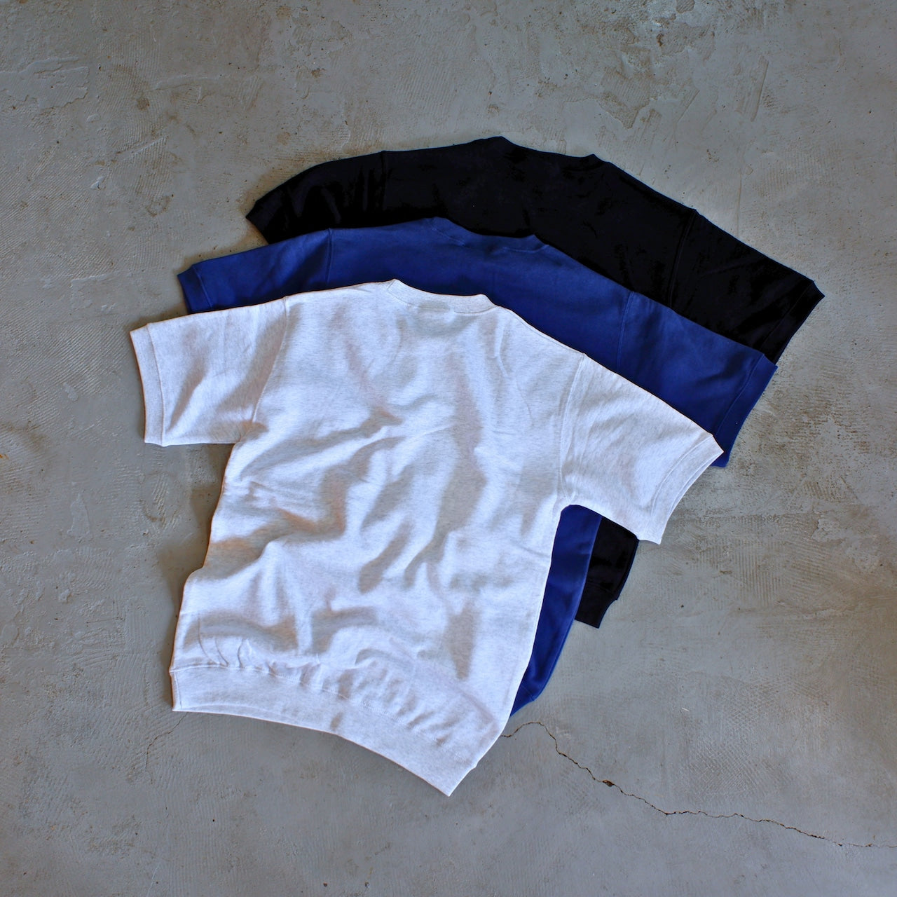 CONVENI LOGO SWEAT TEE