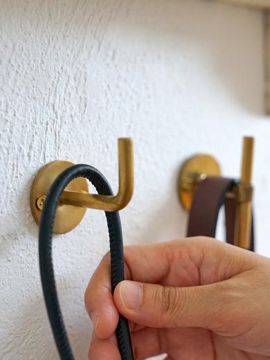 ブラスラウンド フック