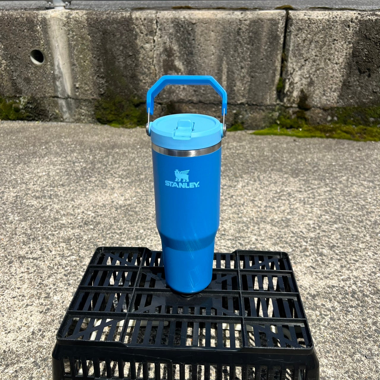STANLEY アイスフローフリップストロー真空タンブラー 0.88L