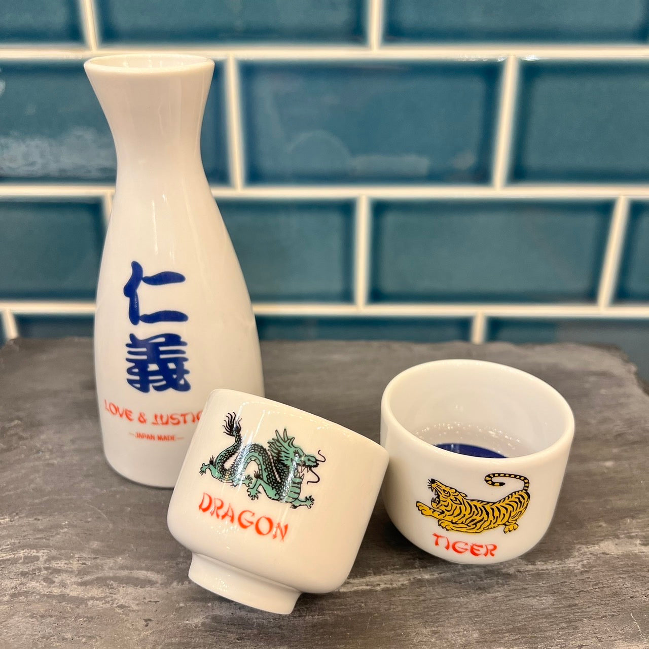 T&D SAKESET