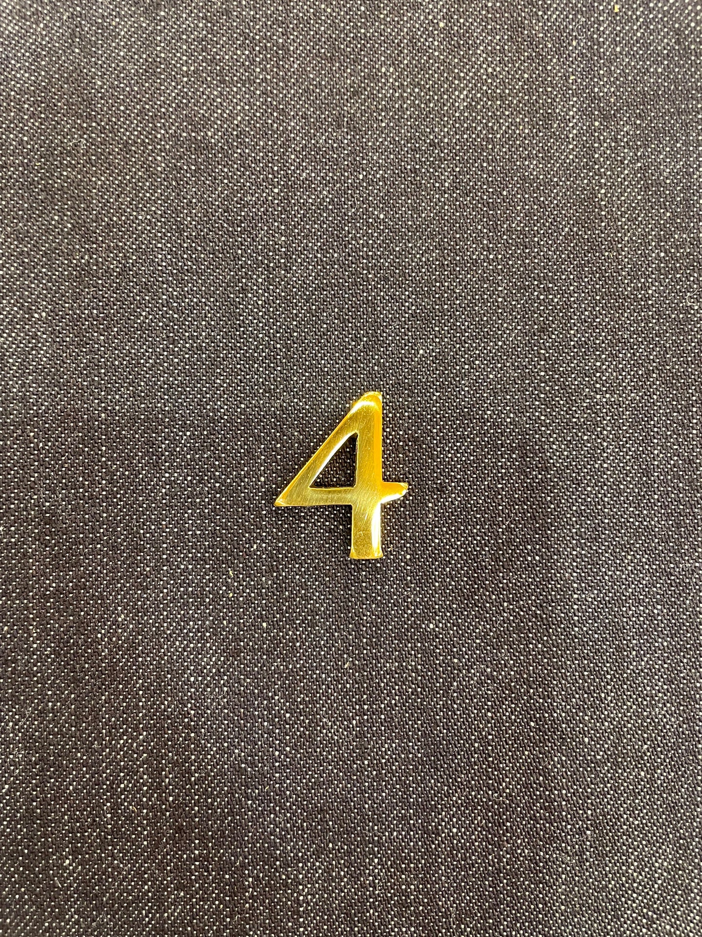 23mmLETTER GOLD