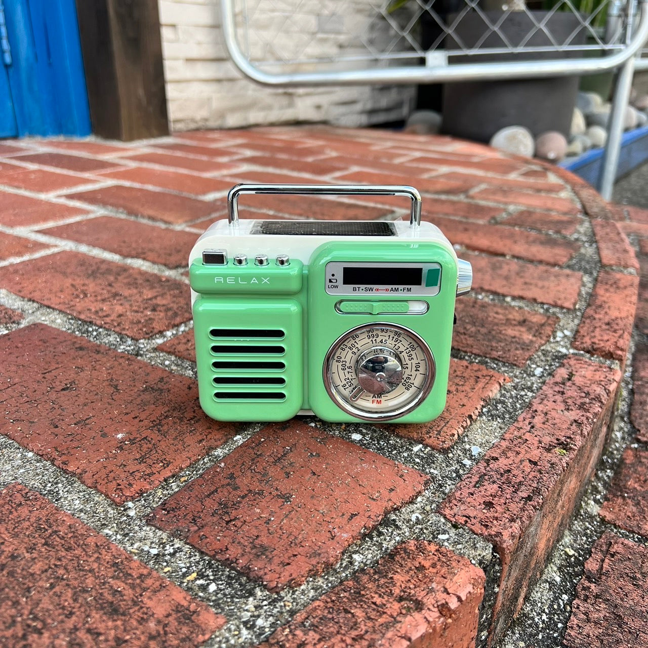 Multi Retro Radio