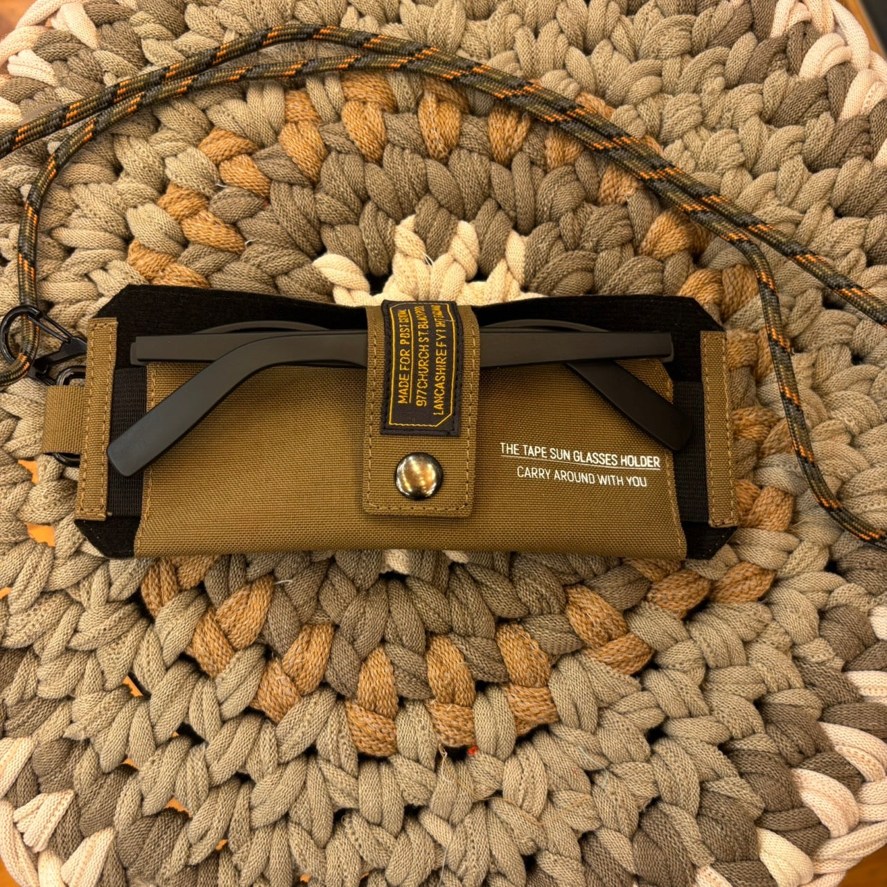 TAPE SUN GLASSES HOLDER