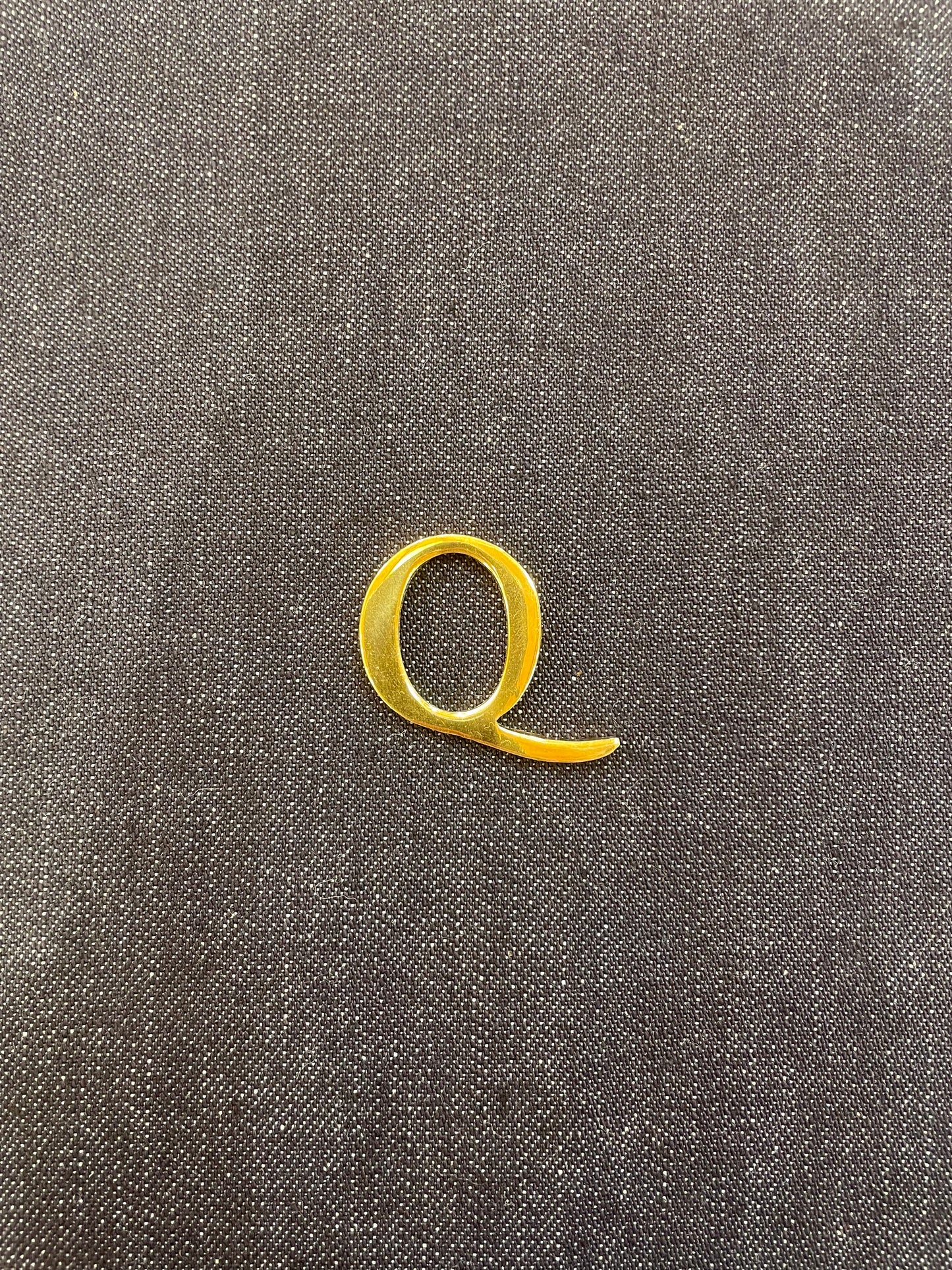 23mmLETTER GOLD