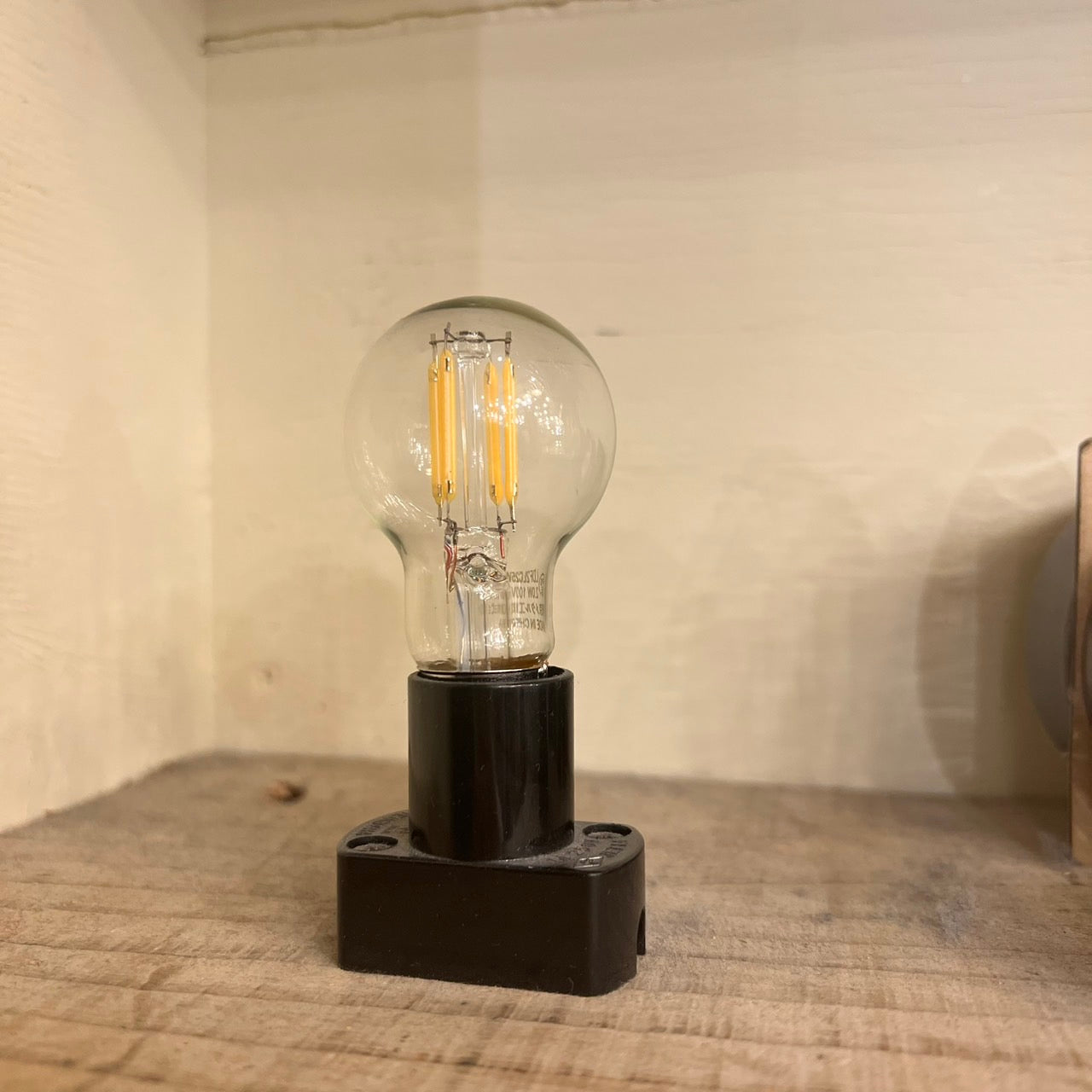小型LED電球 E17(25W相当)