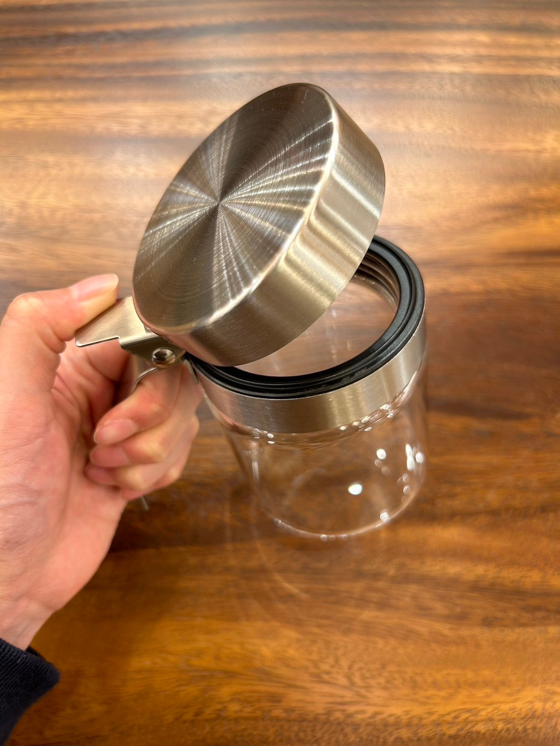 Spice jar with spoon