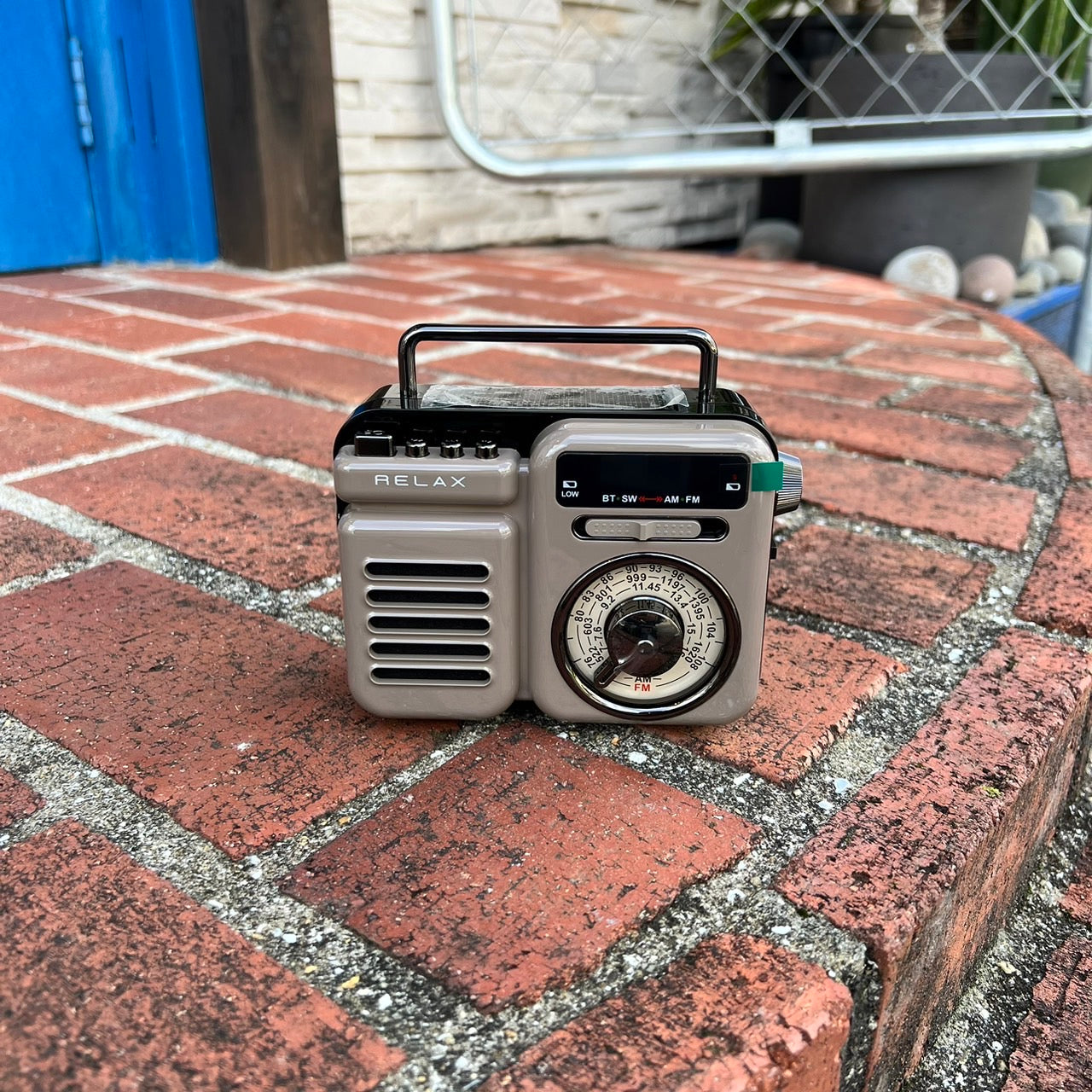 Multi Retro Radio