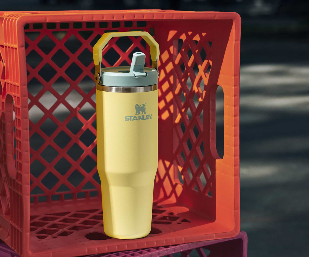STANLEY アイスフローフリップストロー真空タンブラー 0.88L
