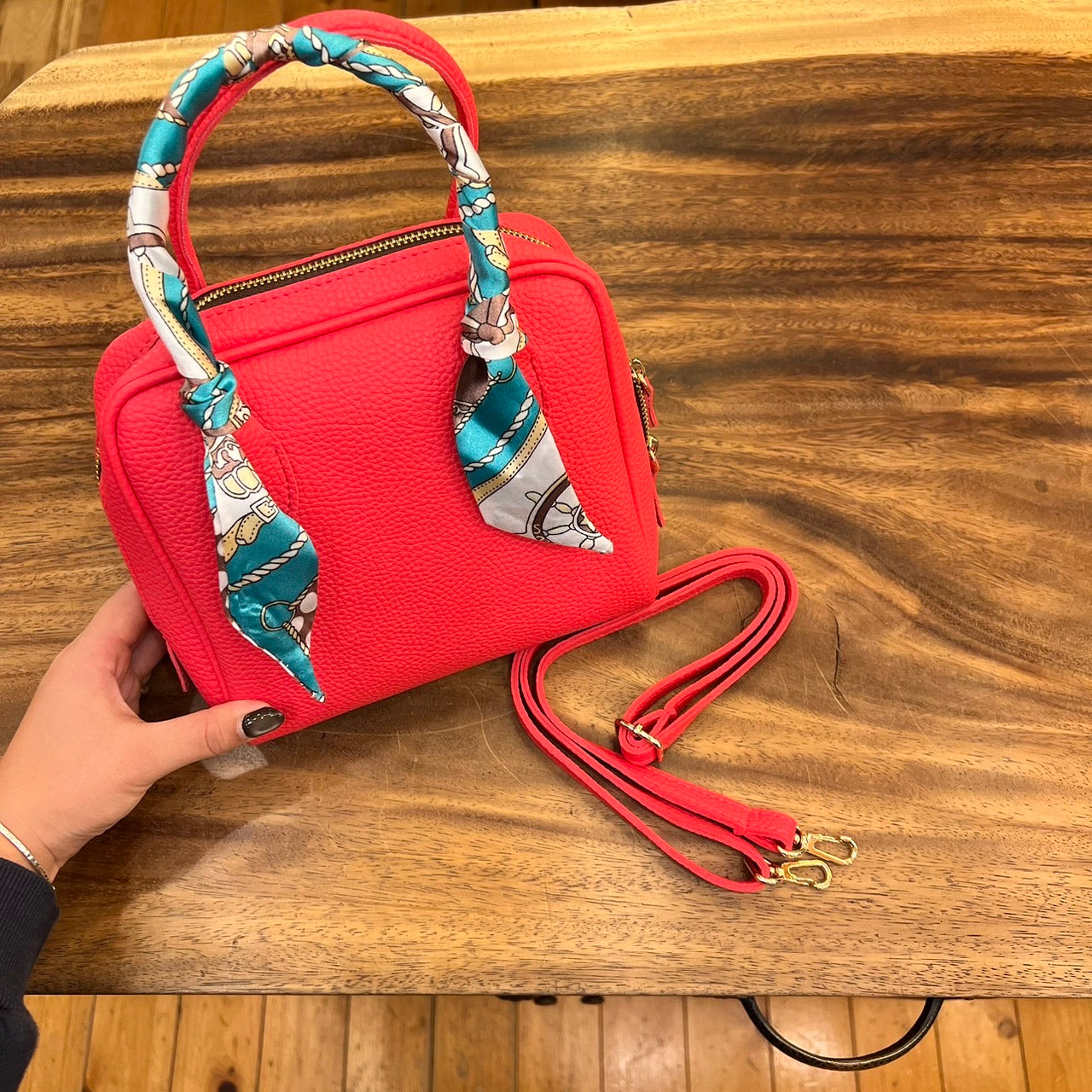 Scarf bag