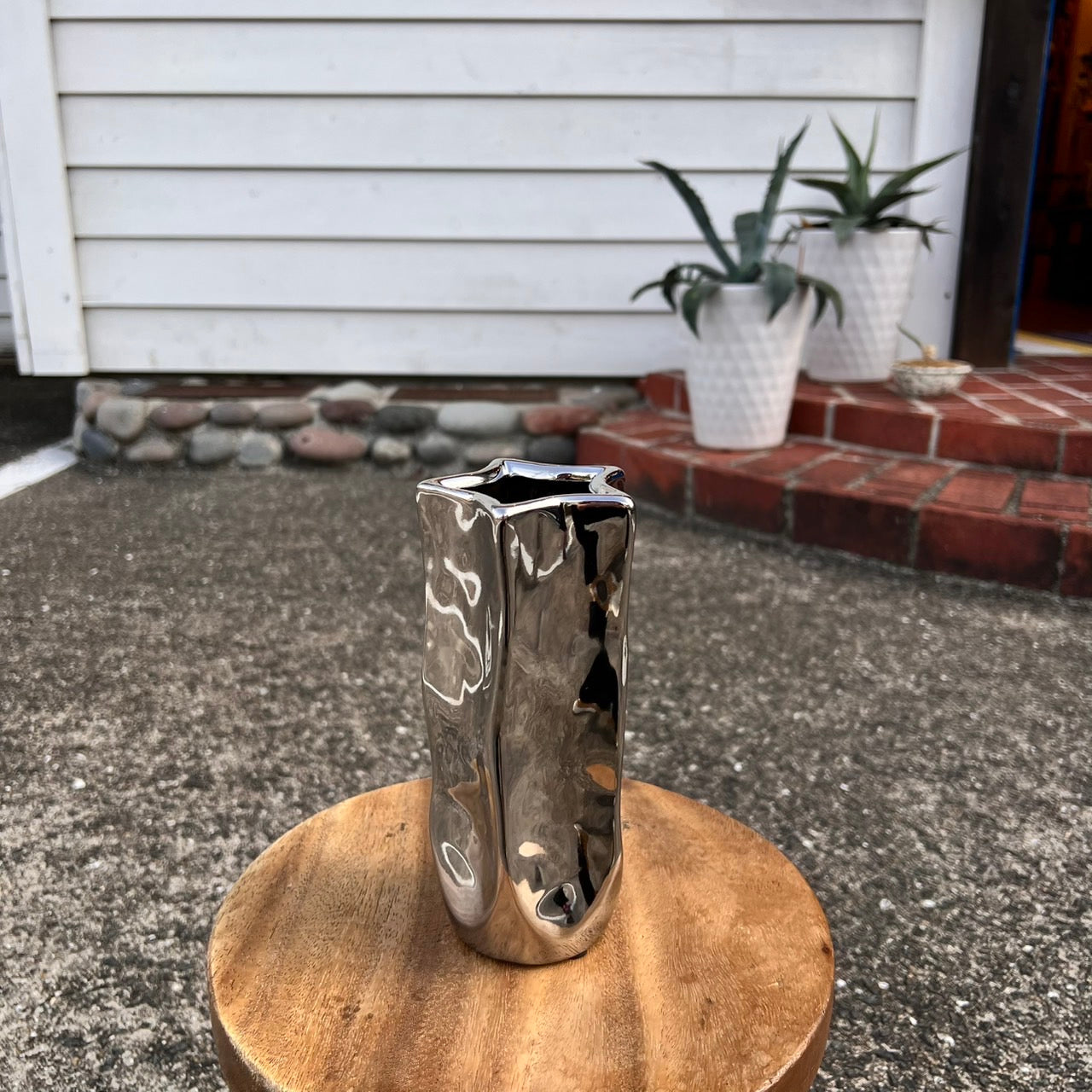 The Starry Radiant Vase