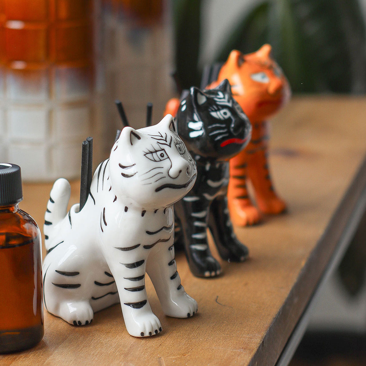 TIBETAN TIGER DIFFUSER
