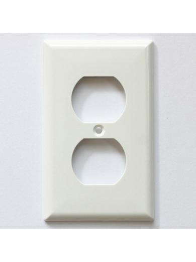 プラスチック　コンセントプレート