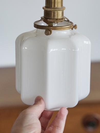 ガラスシェード　アーロット