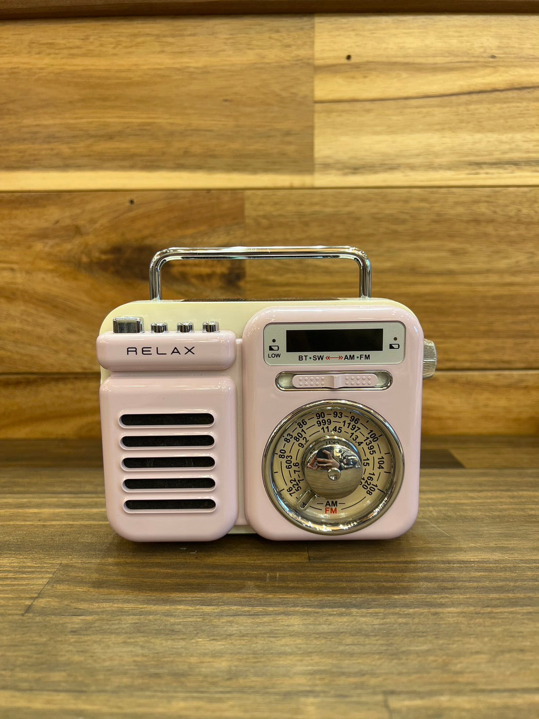 Multi Retro Radio