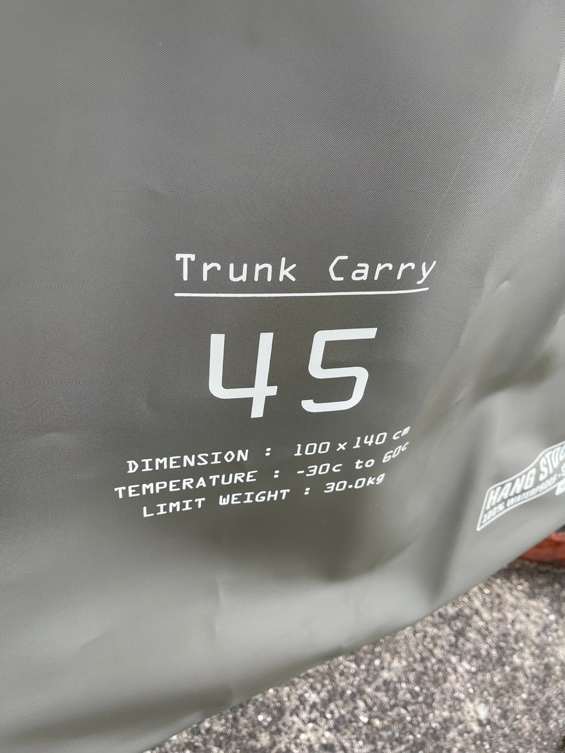 HANG STOCK TRUNK CARRY