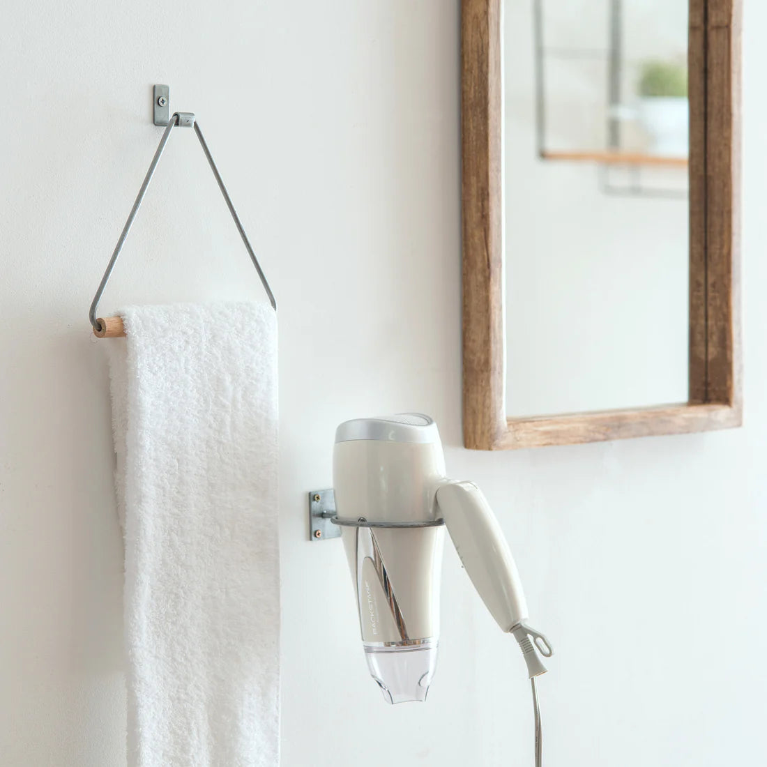 ドライヤーホルダー