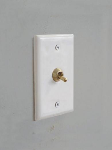 セラミックプレート トグルスイッチ