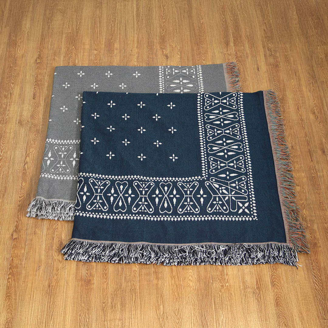 Bandana Throwket