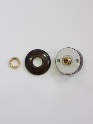 陶器スイッチ　ブラウン