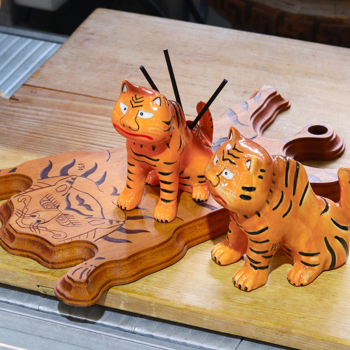 TIBETAN TIGER DIFFUSER