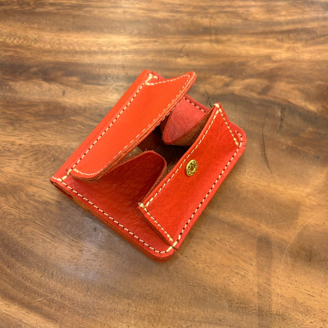 トチギ　ベリーBOX2つ折りウォレット