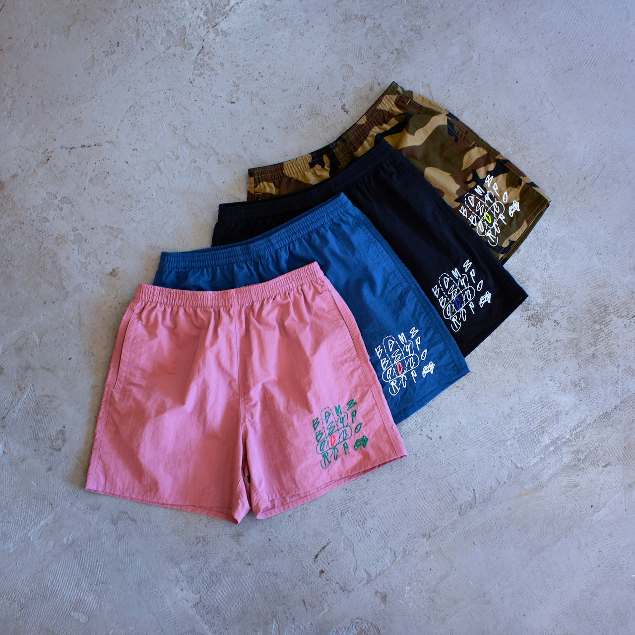 カモ柄は絶対SHORTS
