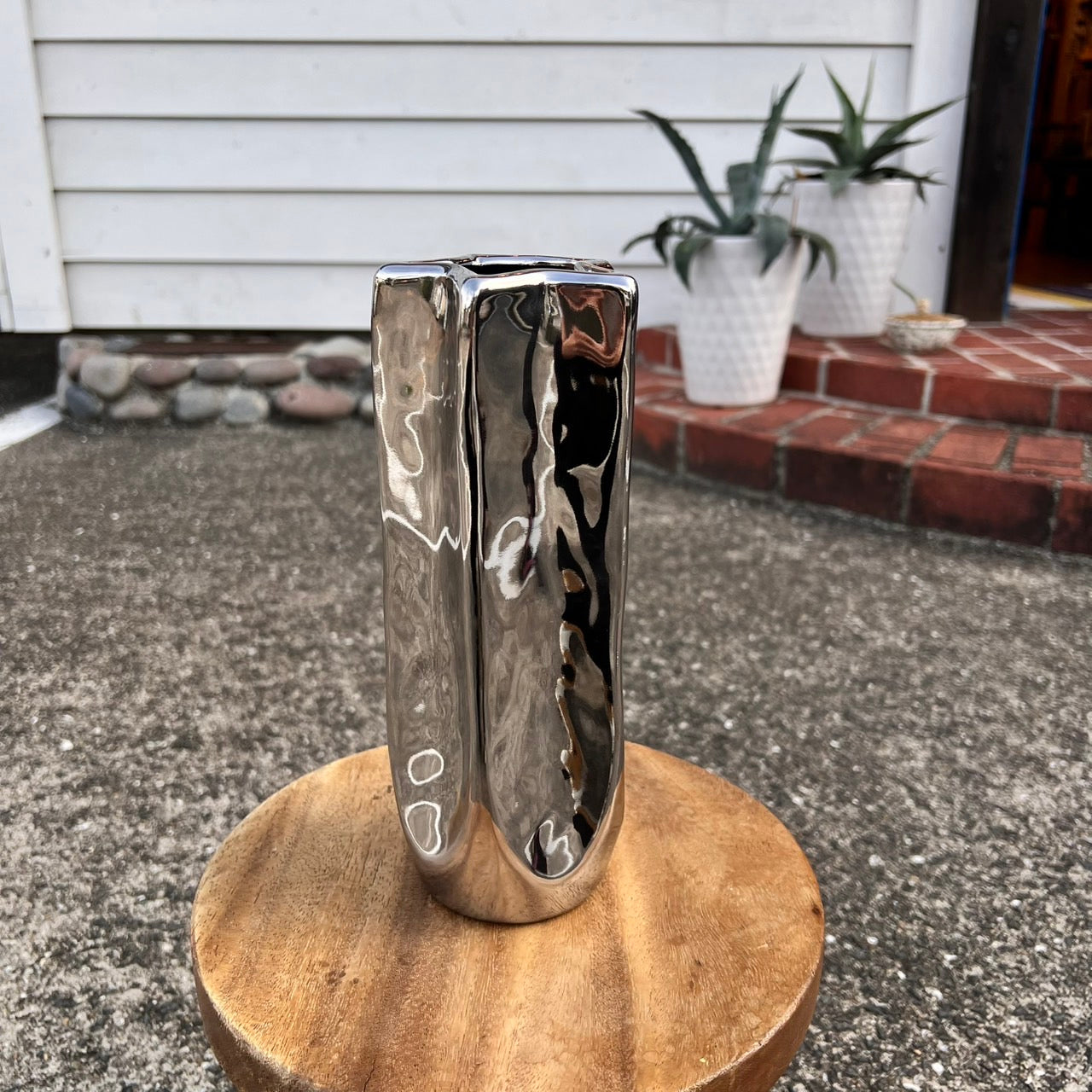 The Starry Radiant Vase