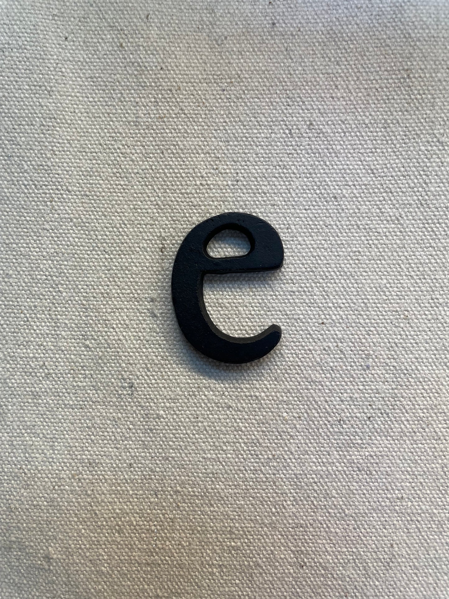 45mm　LETTER BLACK