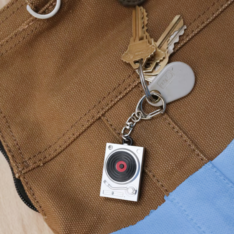 TURNTABLE LIGHT-UP KEYRING