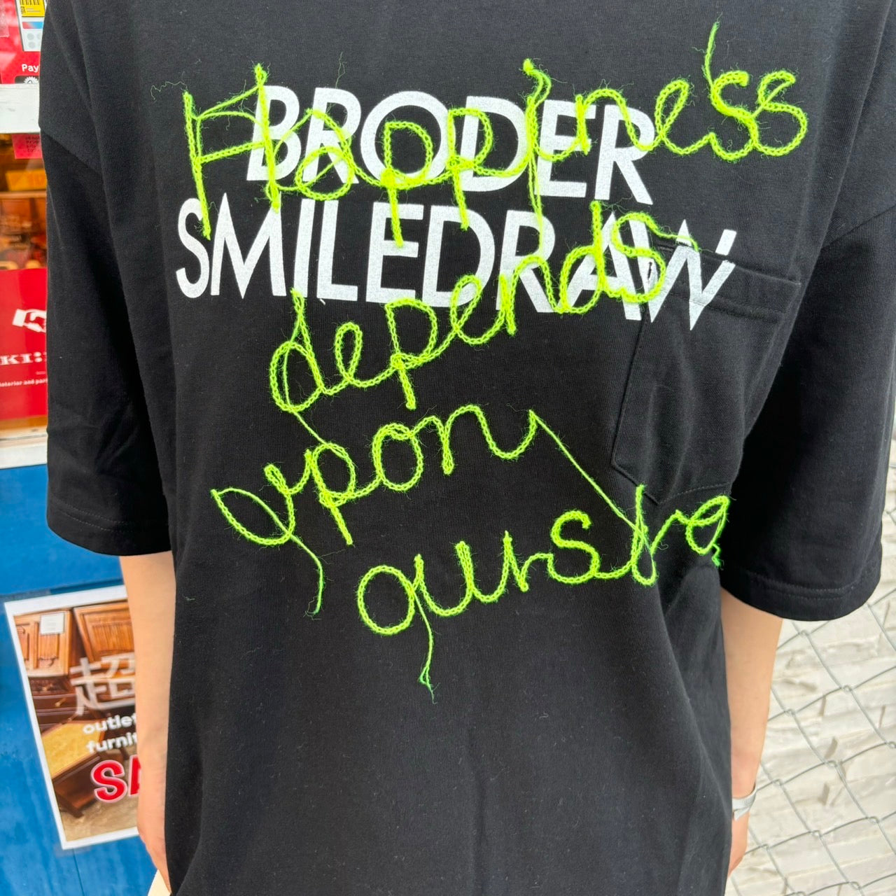 BRODER Happiness… T-shirt