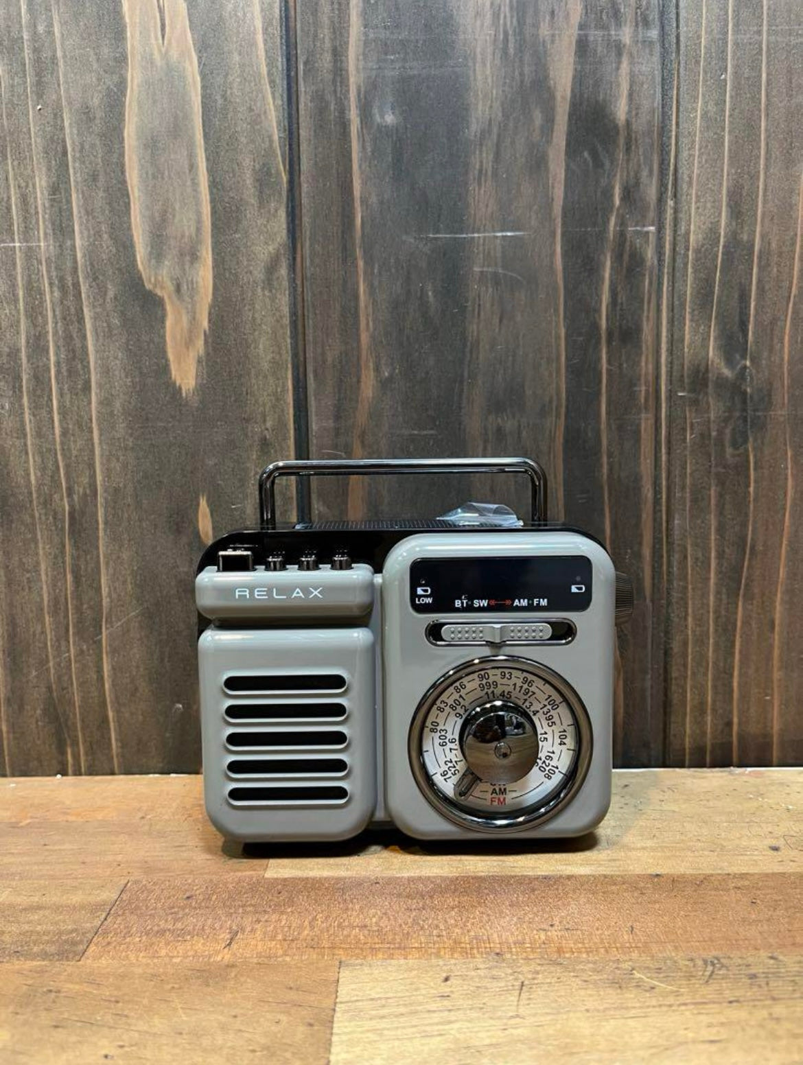 Multi Retro Radio