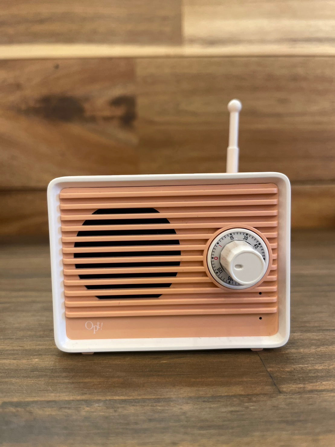 Retro Speaker