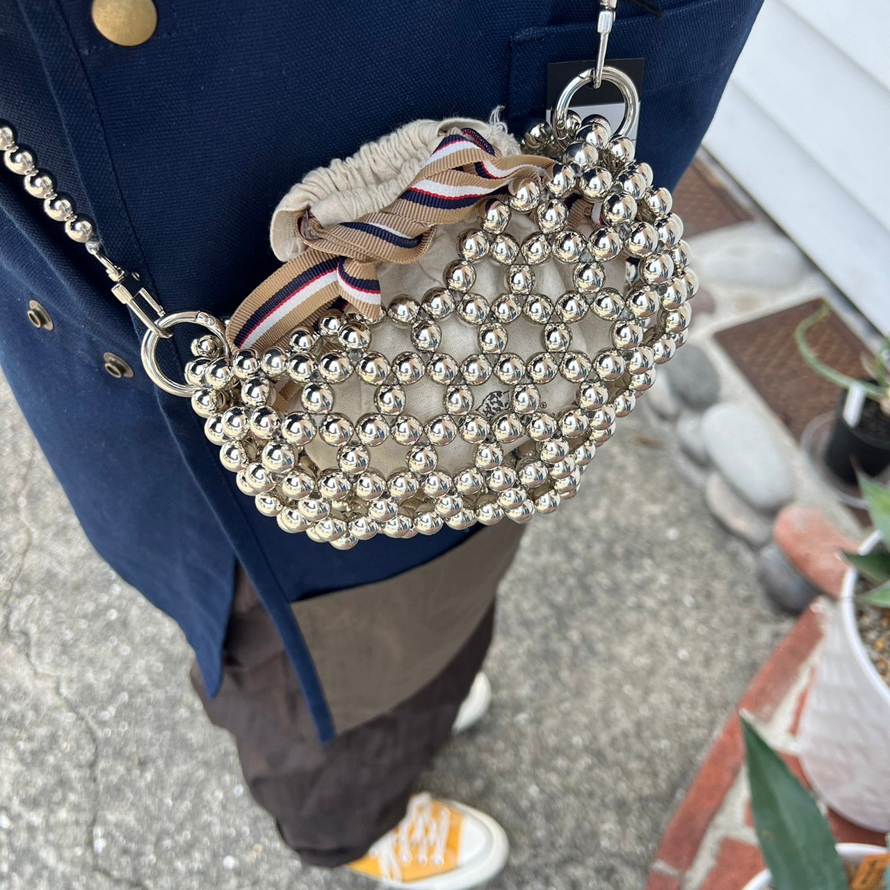 Beads shoulder bag