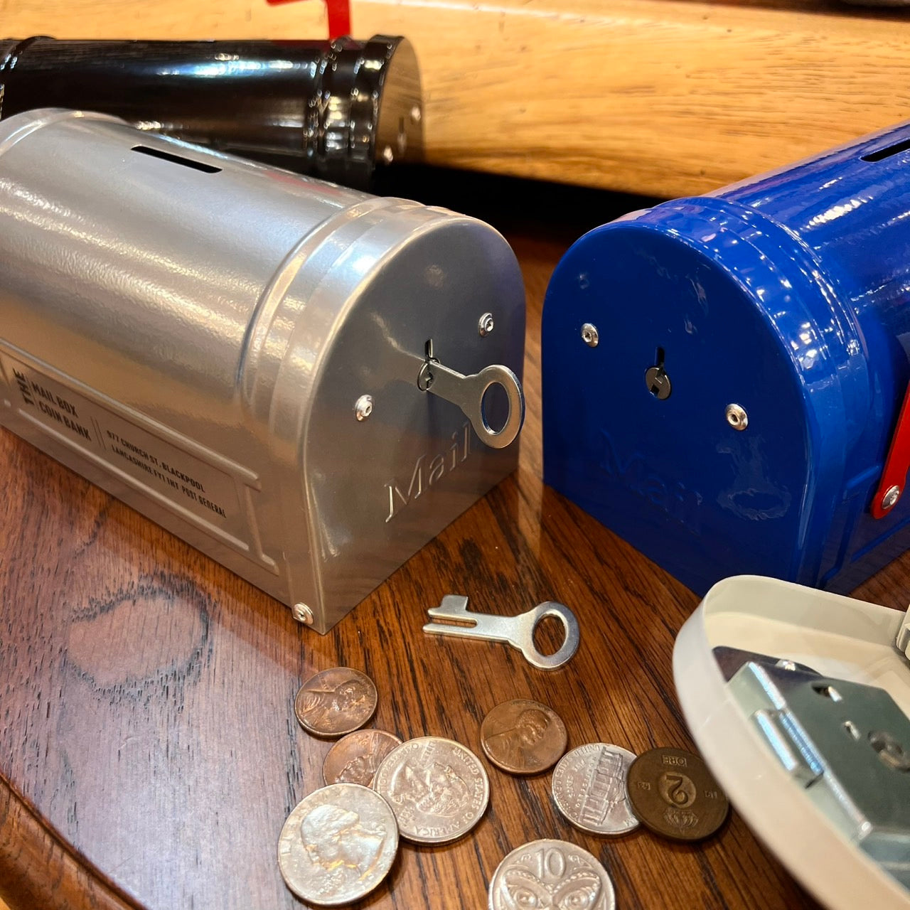 MAIL BOX COIN BANK