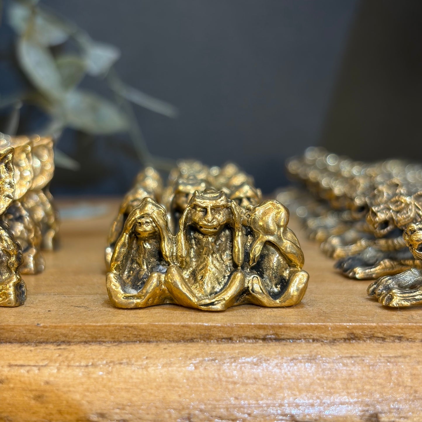 LUCKY BRASS