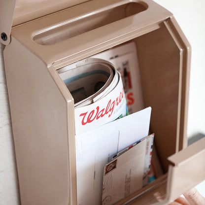 Mail box